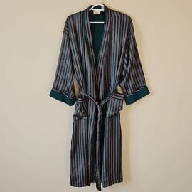 Victoriax27s Secret Intimates amp Sleepwear Victorias Secret Gold Label Green Robe Poshmark at Poshmark